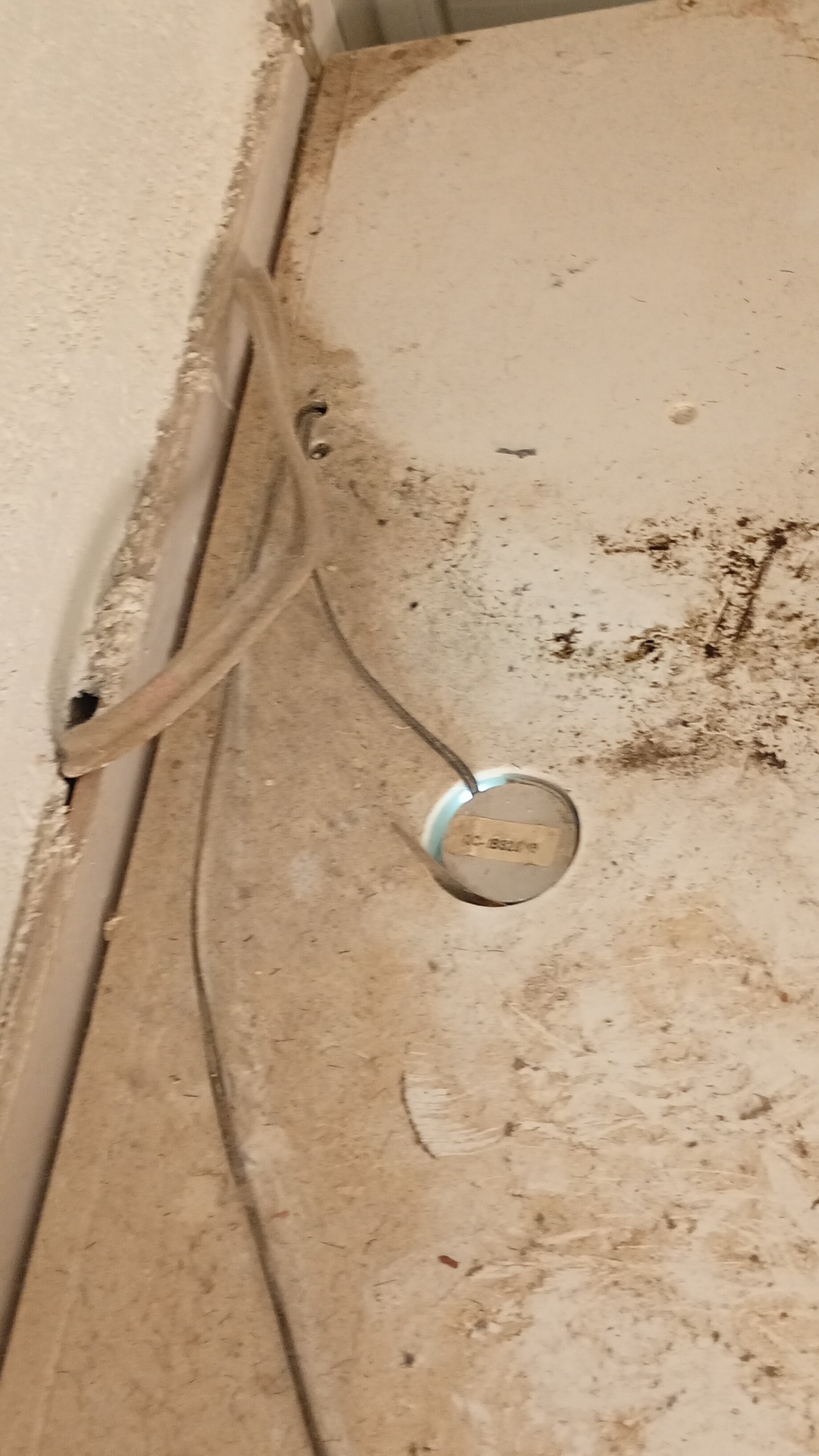 Before photo for Почистване след наематели